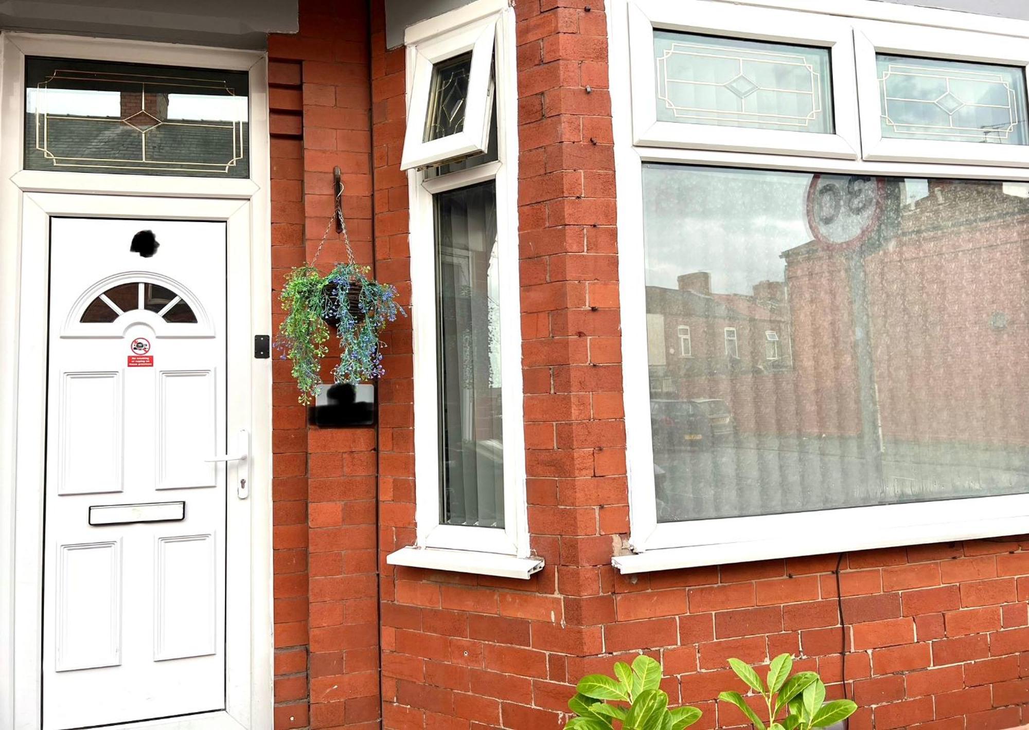 Casa de férias Cosy 3bdr In Levenshulme-close To Centre And Stockport Town- Free Parking- Wifi *